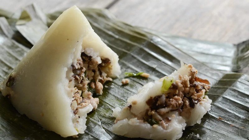 Chiêm bao thấy ăn bánh giò cùng người yêu bạn hãy đánh ngay 19 - 99