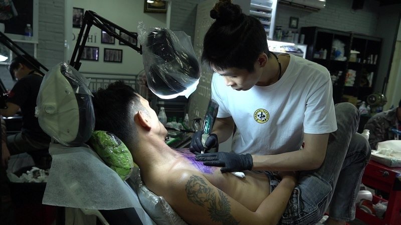 Mơ thấy xăm hình rồng mang đến điềm báo và ý nghĩa gì