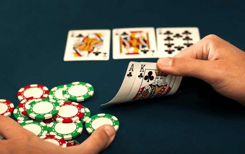 Bài xì lát (còn có tên gọi khác là bài xì dách) là một tựa game vô cùng quen thuộc